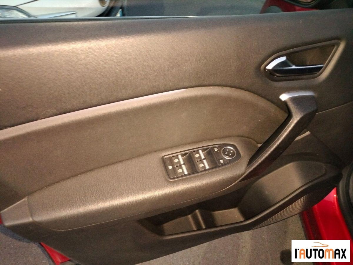Renault Captur Full Hybrid E-Tech 145 CV Intens (9)