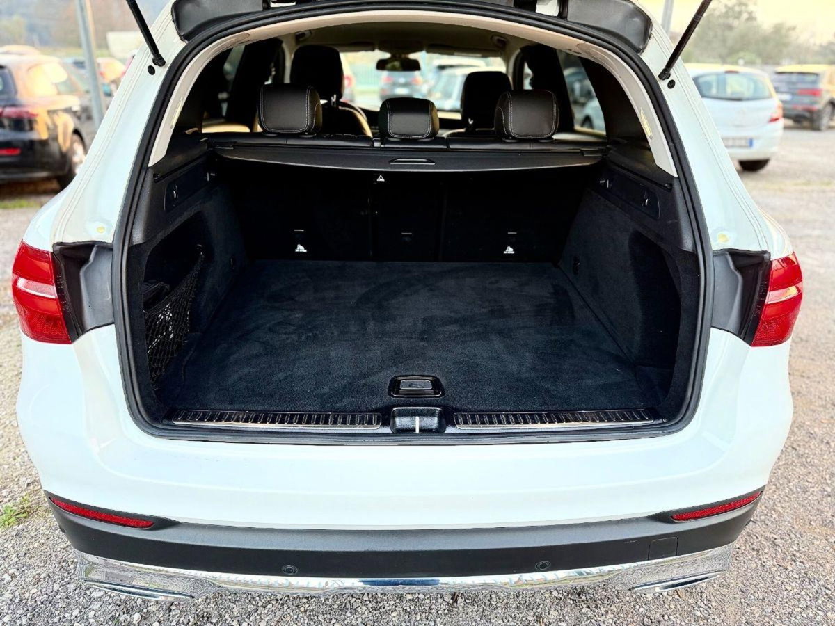 Mercedes-Benz GLC Coupé 220 d 4Matic Coupé Premium (20)