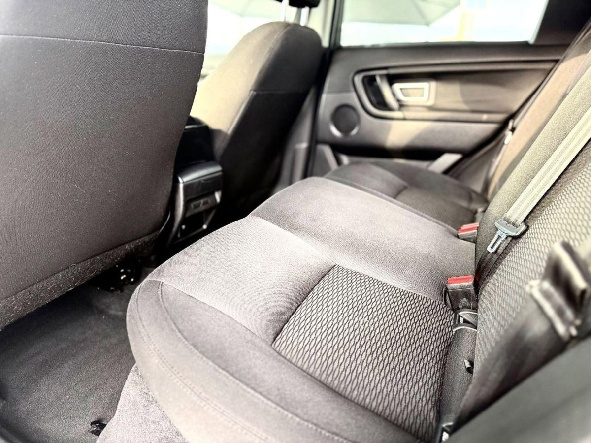 Land Rover Discovery Sport 2.2 TD4 S (14)