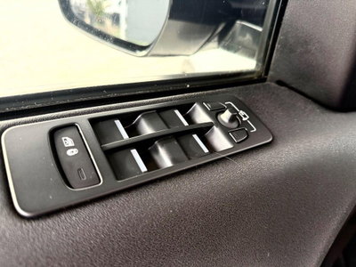 Land Rover Discovery Sport 2.2 TD4 S (9)