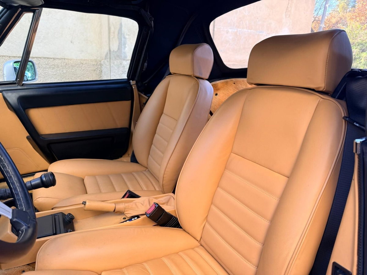 Alfa Romeo Spider 2.0i (11)