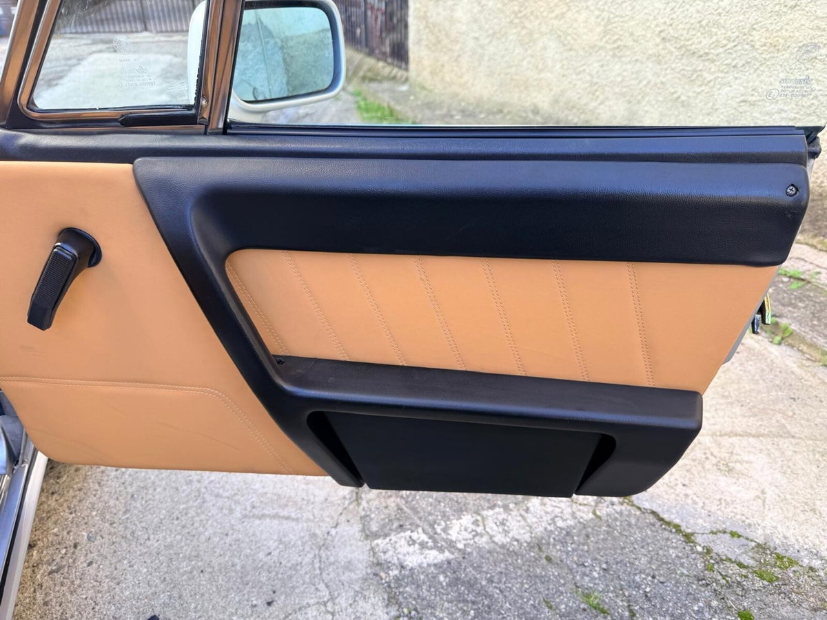 Alfa Romeo Spider 2.0i (20)