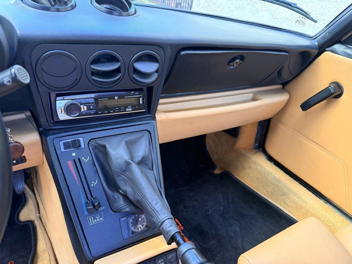 Alfa Romeo Spider 2.0i (8)