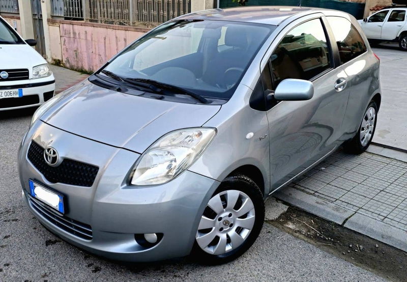 Toyota Yaris 1.Tdi D-4D cat Sol '03