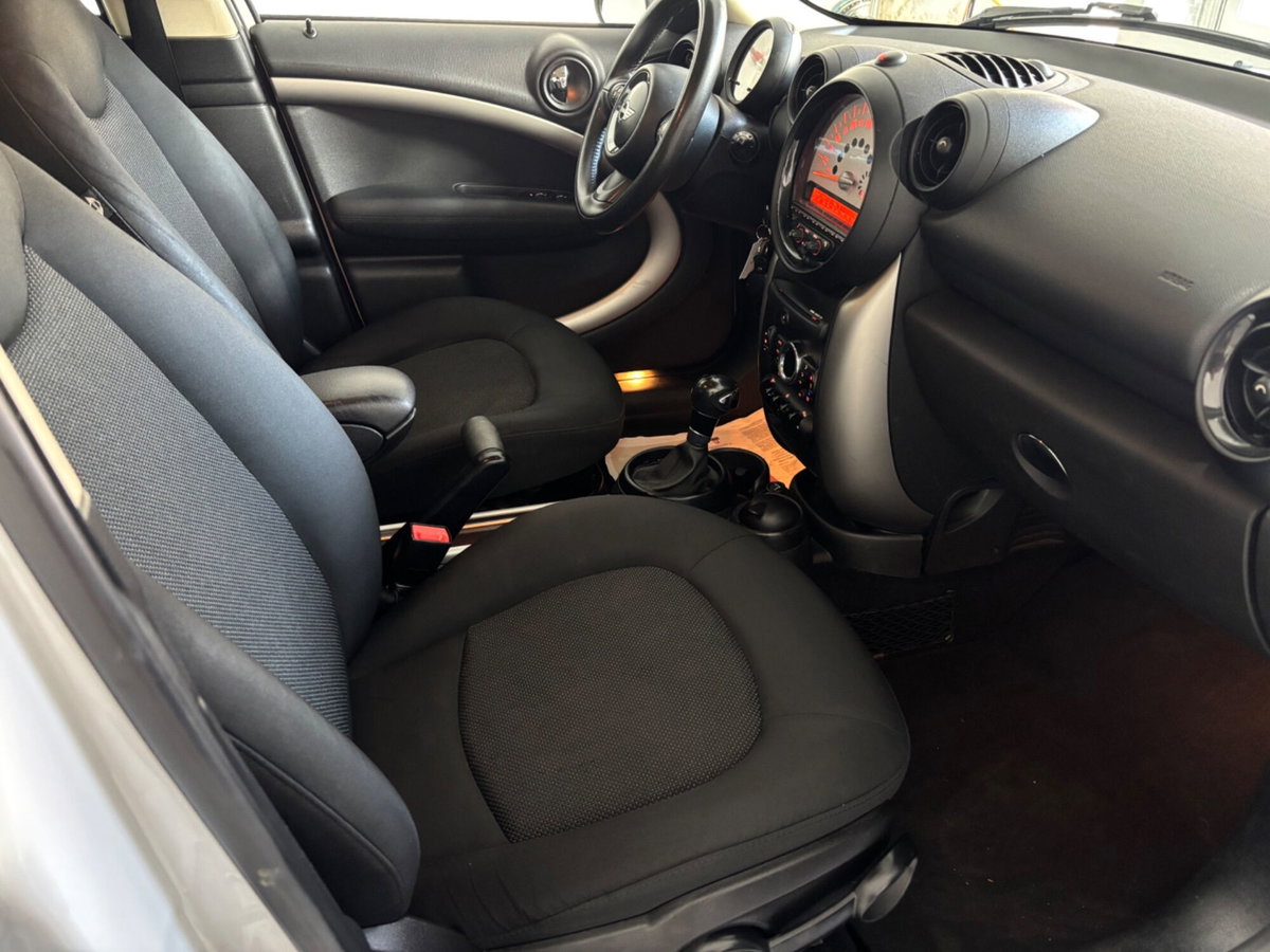 MINI Mini Countryman 2.0 Cooper D Countryman ALL4 Automatica (11)