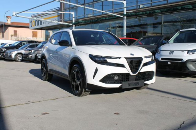 Alfa Romeo Junior 1.2 ibrida Speciale 145cv edct6