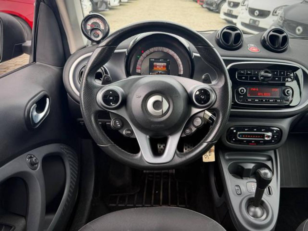 smart Fortwo 70 1.0 twinamic Superpassion (17)