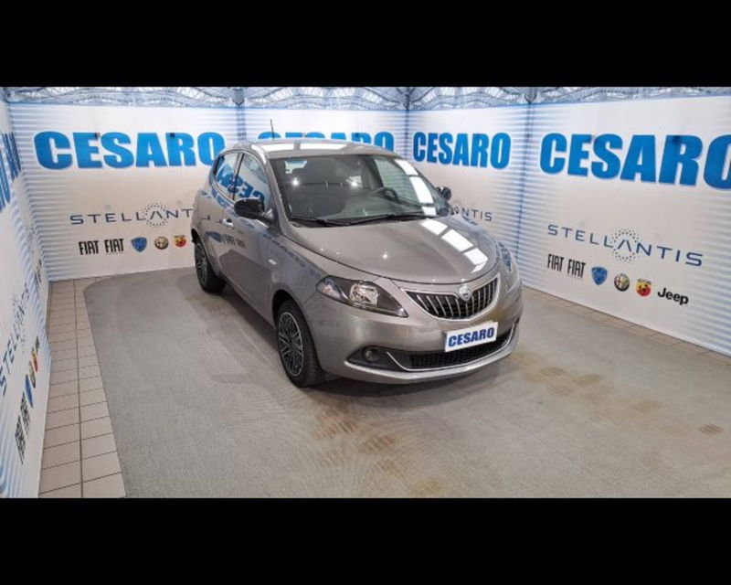 Lancia Ypsilon 1.0 FireFly 5 porte S&S Hybrid Gold Plus