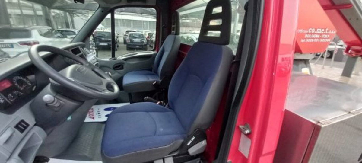 Iveco Ecodaily Telaio 2.3 Hpi PL-RG Cabinato (7)