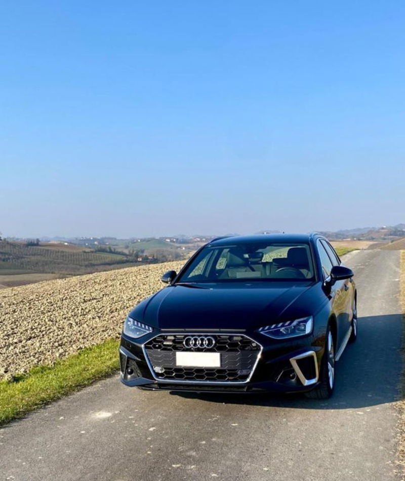 Audi A4 Avant 40 TDI quattro S tronic Business Advanced