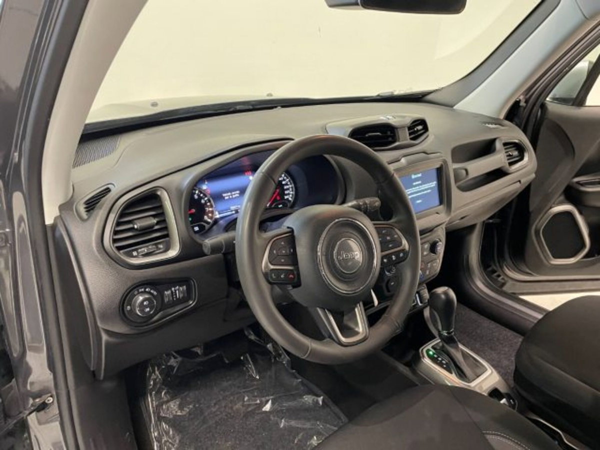 Jeep Renegade 1.5 turbo t4 mhev Renegade 2wd dct (15)