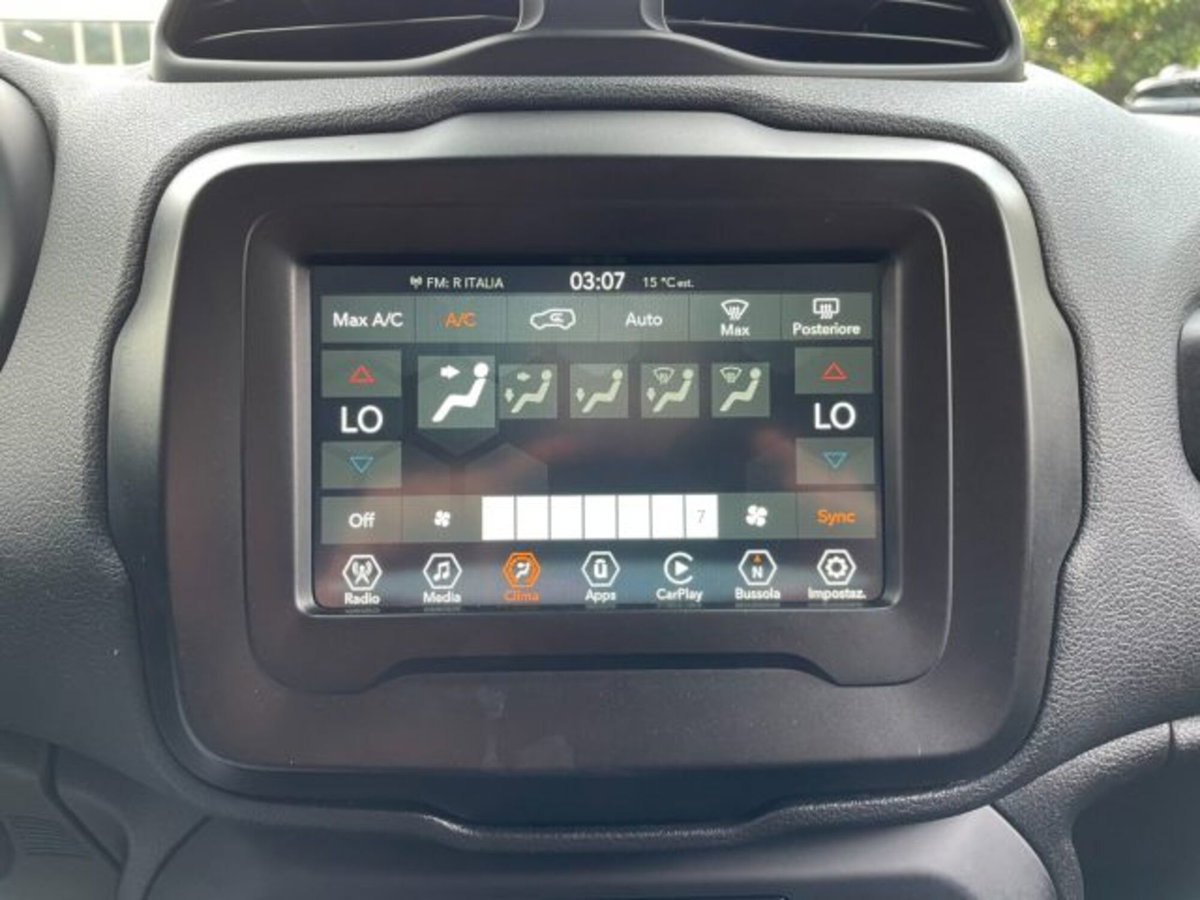 Jeep Renegade 1.5 turbo t4 mhev Renegade 2wd dct (8)