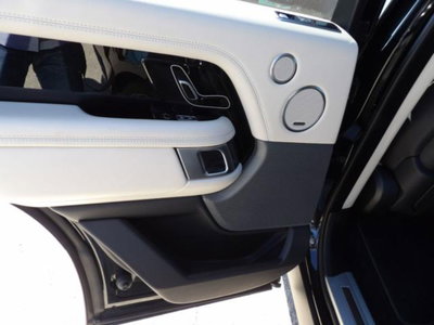 Land Rover Range Rover 3.0 SDV6 Autobiography (18)