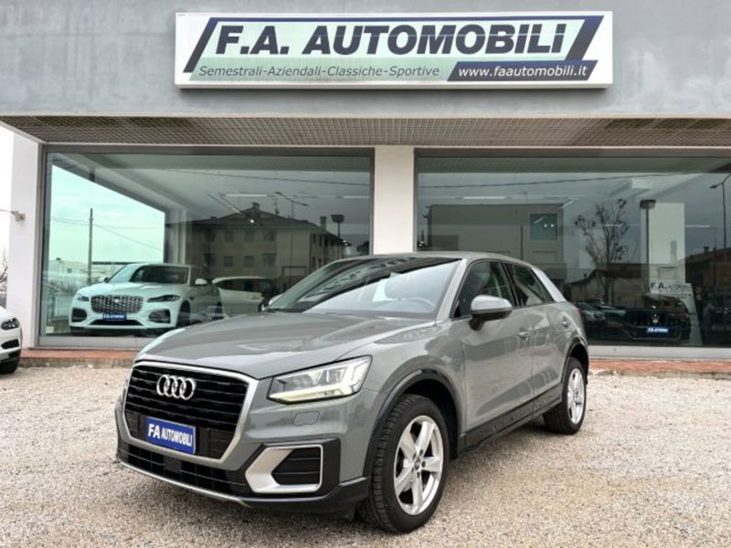 Audi Q2 Q2 30 TDI S tronic Identity Black