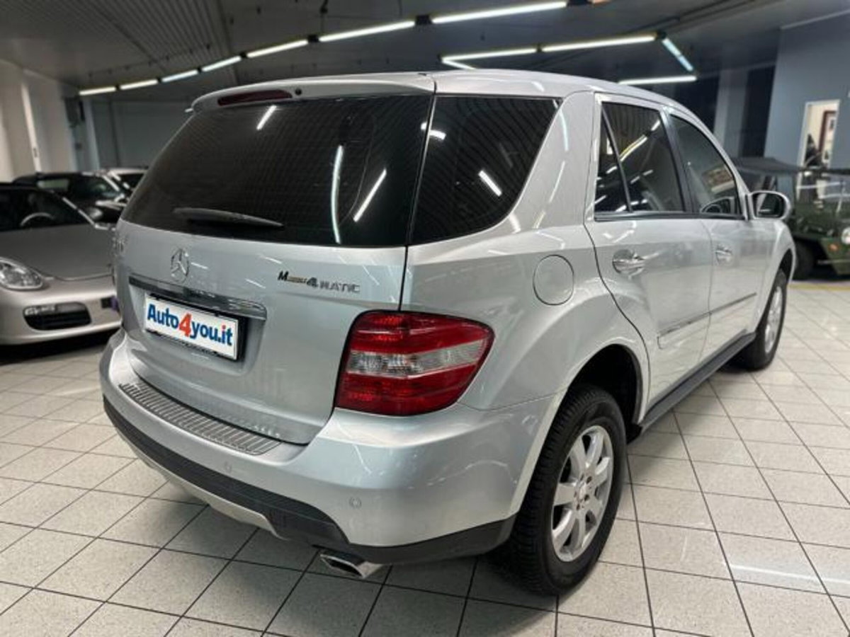 Mercedes-Benz Classe ML 350 Chrome (3)