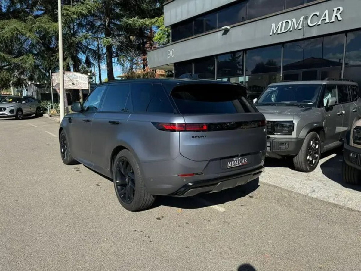 Land Rover Range Rover Sport 3.0D l6 249 CV HSE Dynamic Stealth (3)