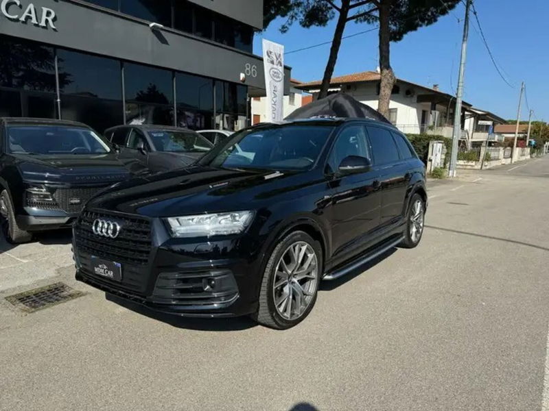 Audi Q7 50 TDI quattro tiptronic Business Plus