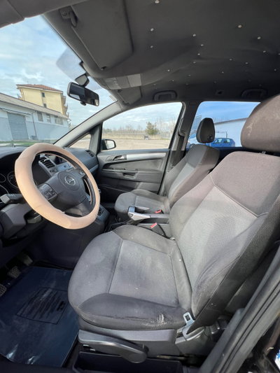 Opel Zafira 1.6 16V ecoM 94CV Enjoy (11)