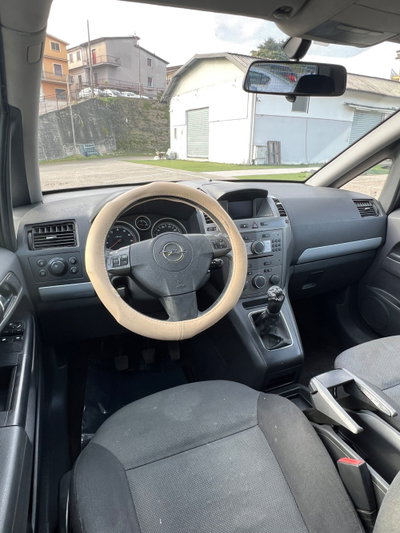 Opel Zafira 1.6 16V ecoM 94CV Enjoy (12)