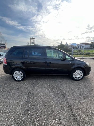 Opel Zafira 1.6 16V ecoM 94CV Enjoy (4)