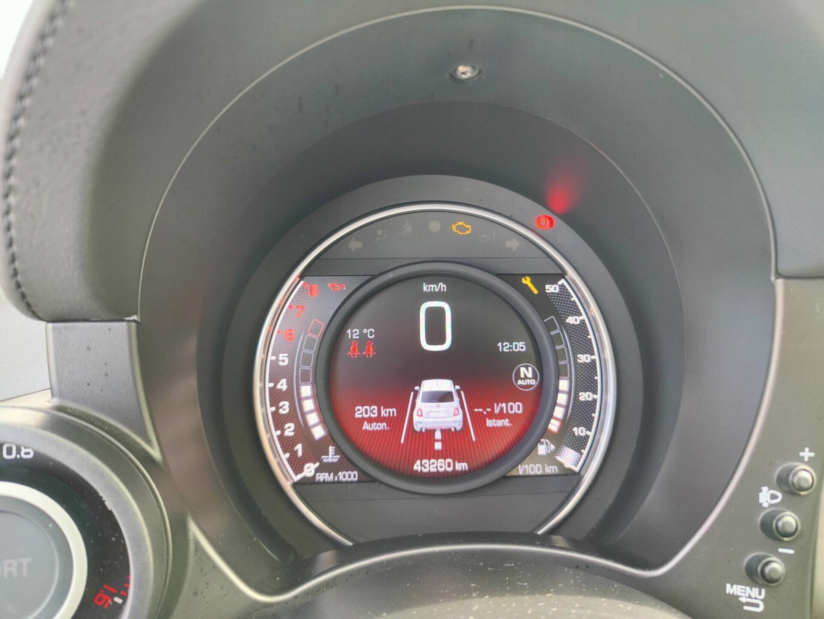 Abarth 595 595 1.4 Turbo T-Jet 165 CV (11)