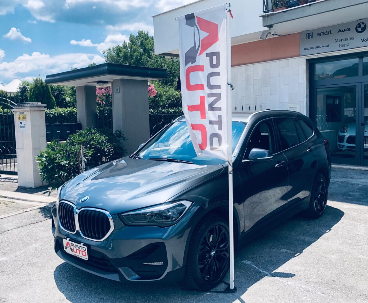 BMW X1 sDrive18d Sport (14)