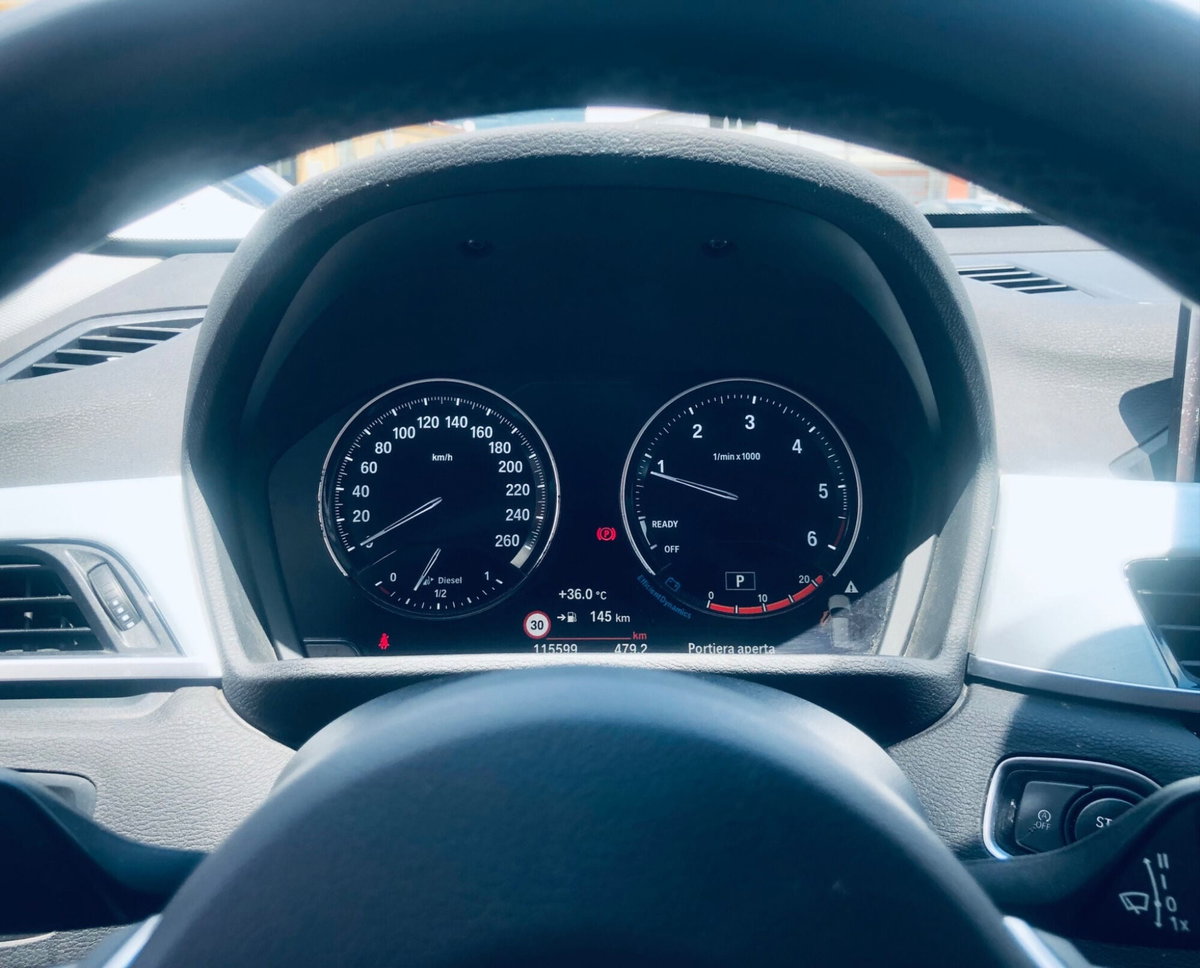 BMW X1 sDrive18d Sport (18)
