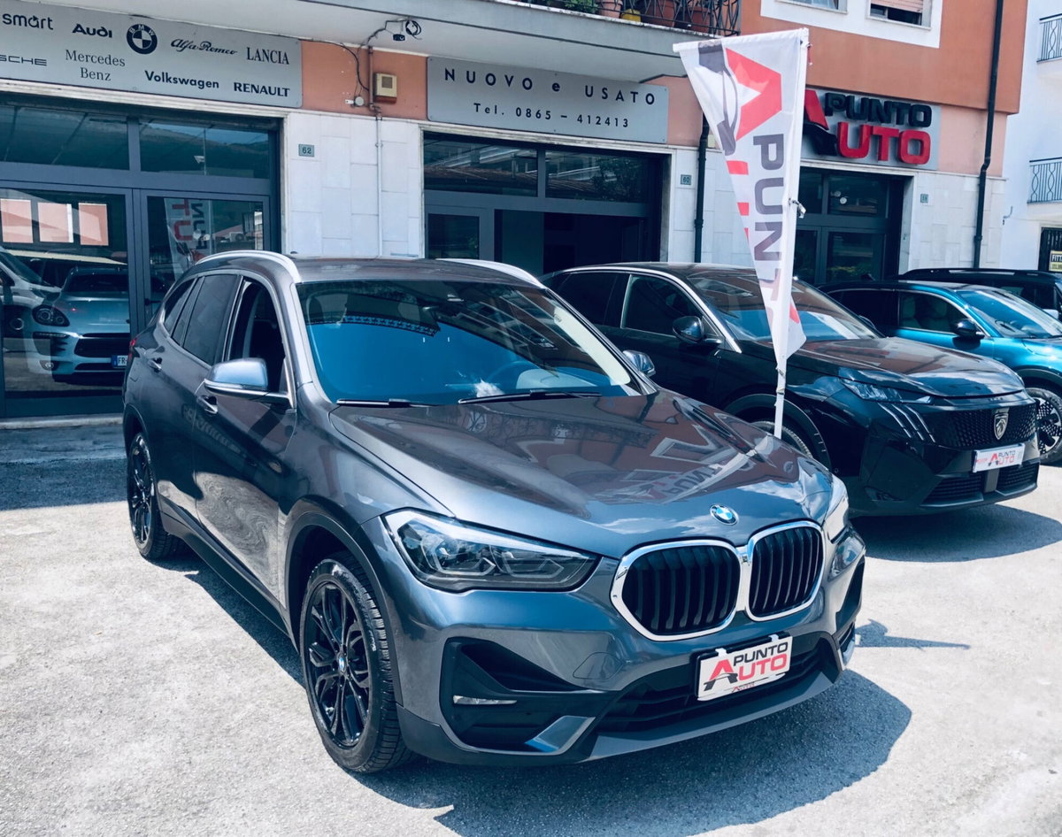 BMW X1 sDrive18d Sport (2)