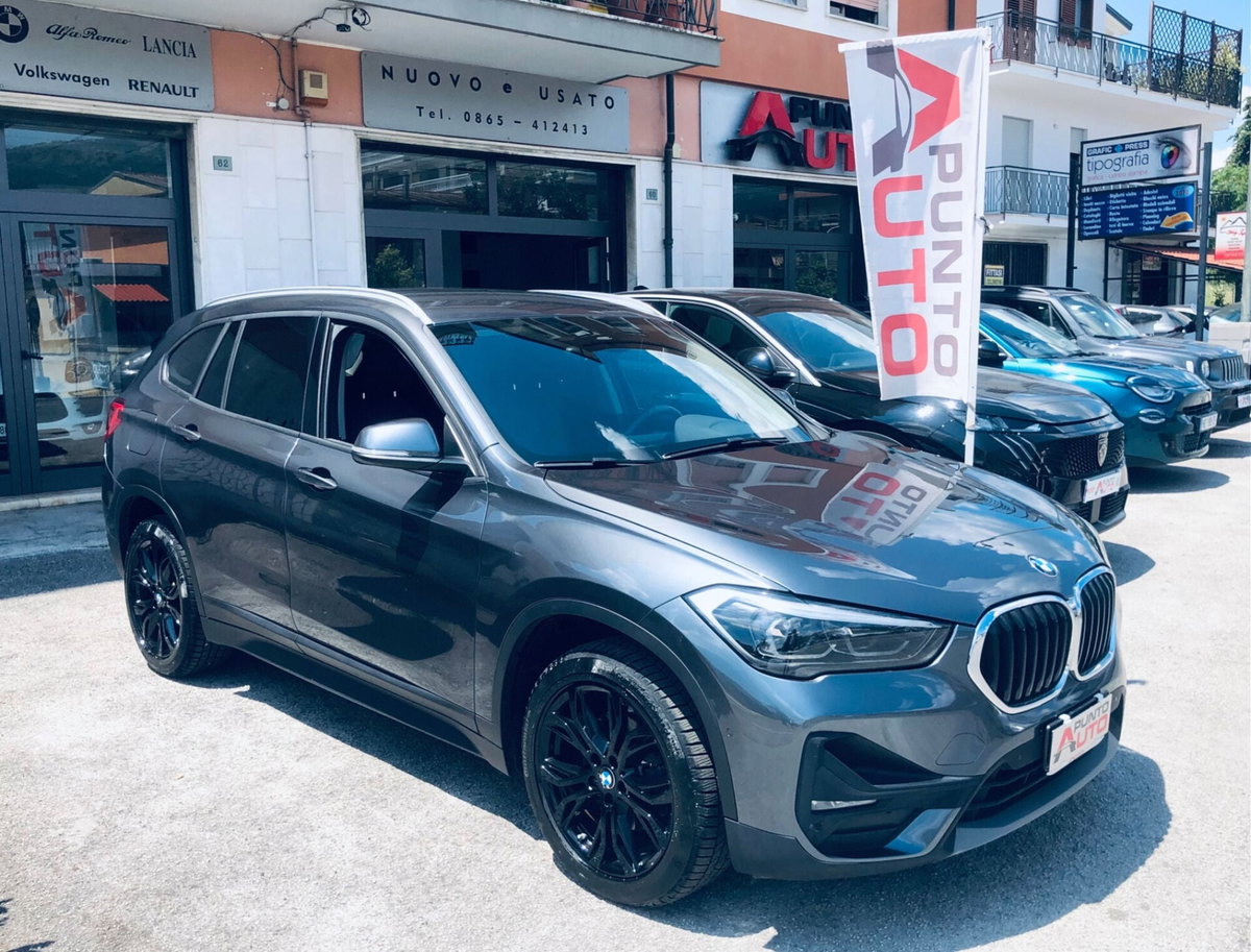 BMW X1 sDrive18d Sport (5)