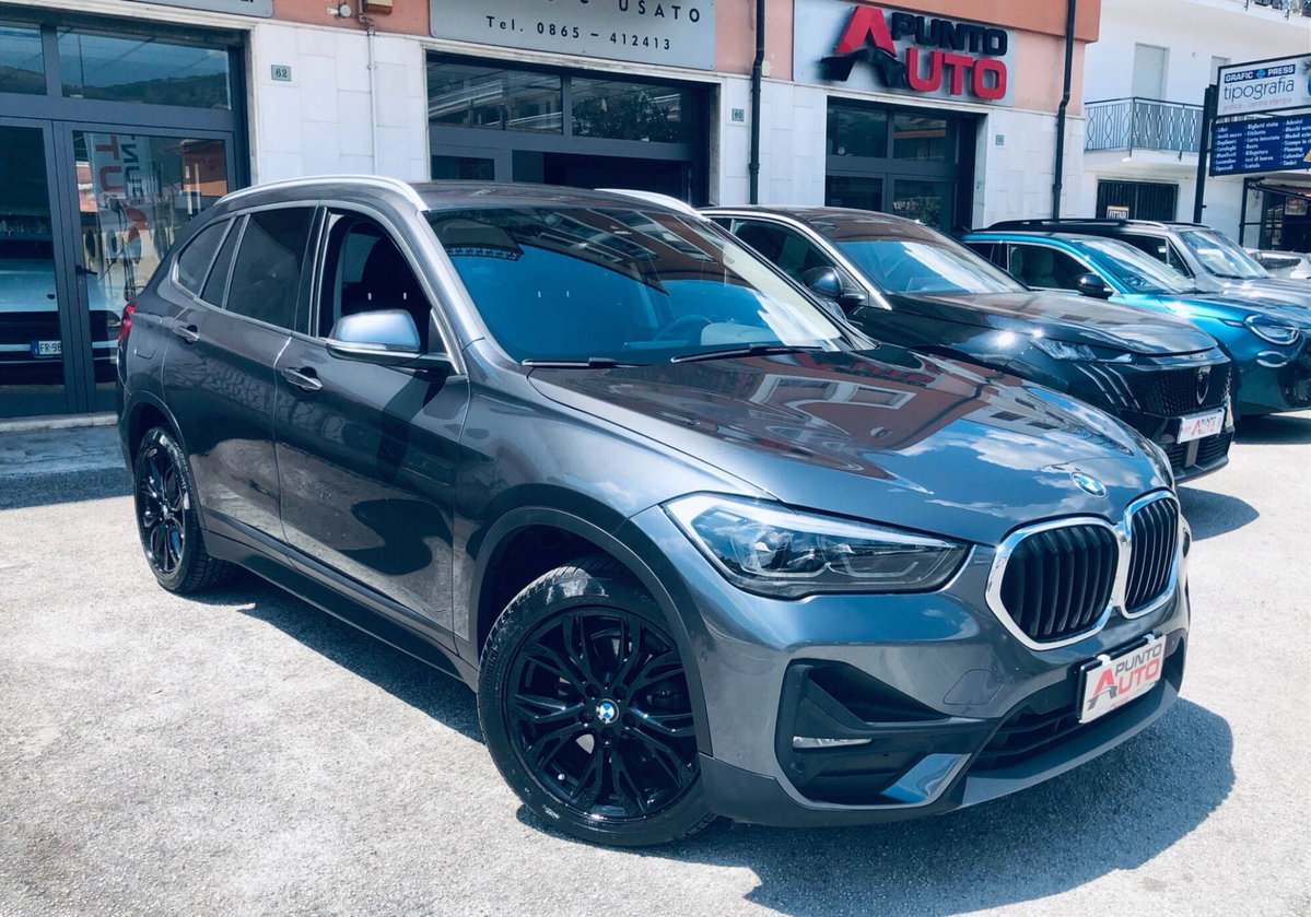 BMW X1 sDrive18d Sport (6)
