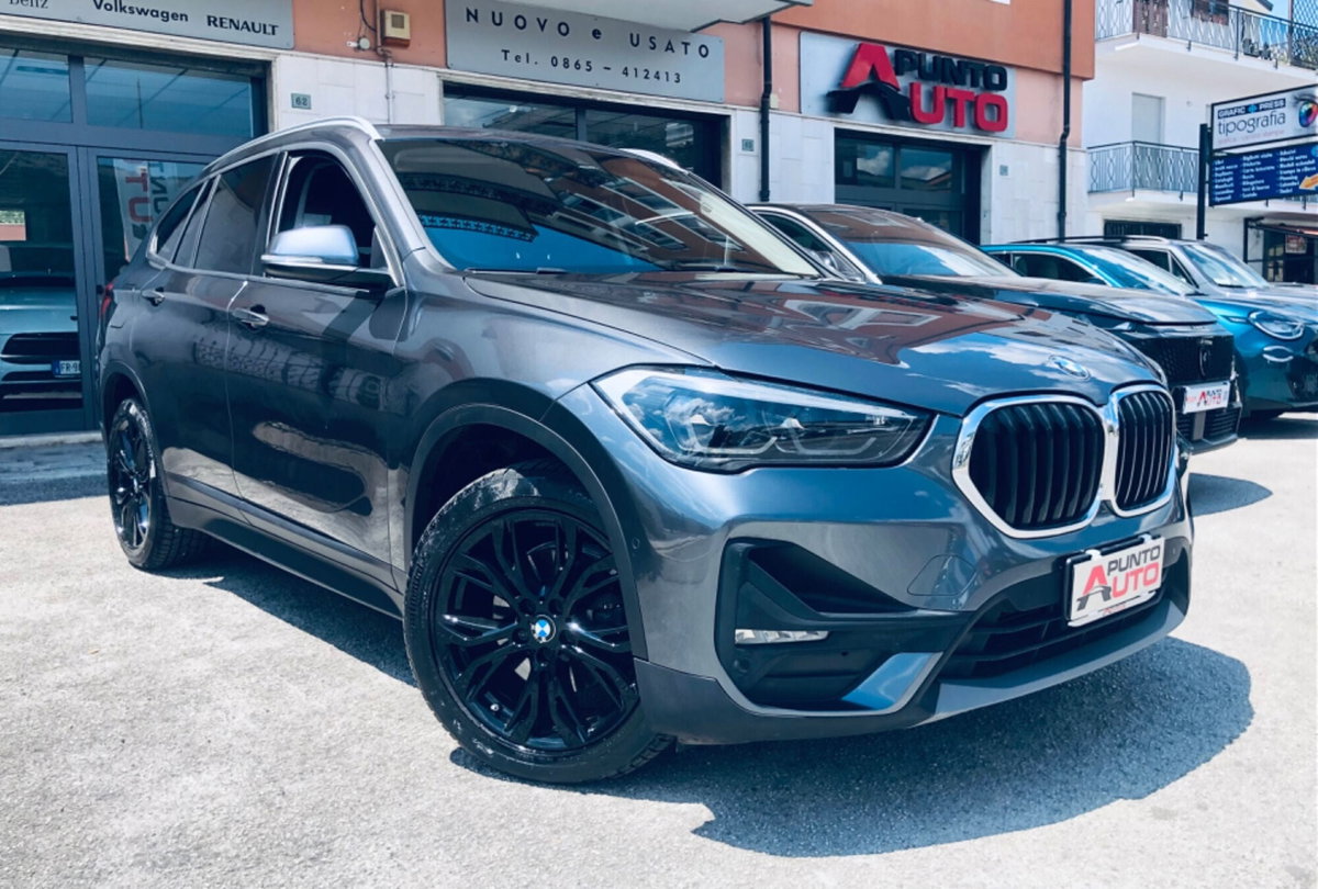 BMW X1 sDrive18d Sport (8)