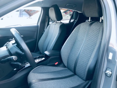 Peugeot 208 PureTech 100 Stop&Start 5 porte Allure (5)