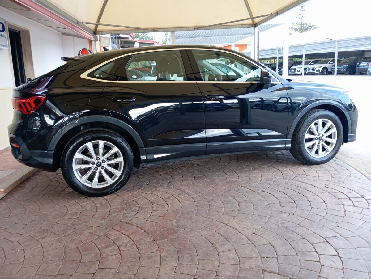 Audi Q3 Sportback 35 TDI quattro S tronic Business Plus (3)