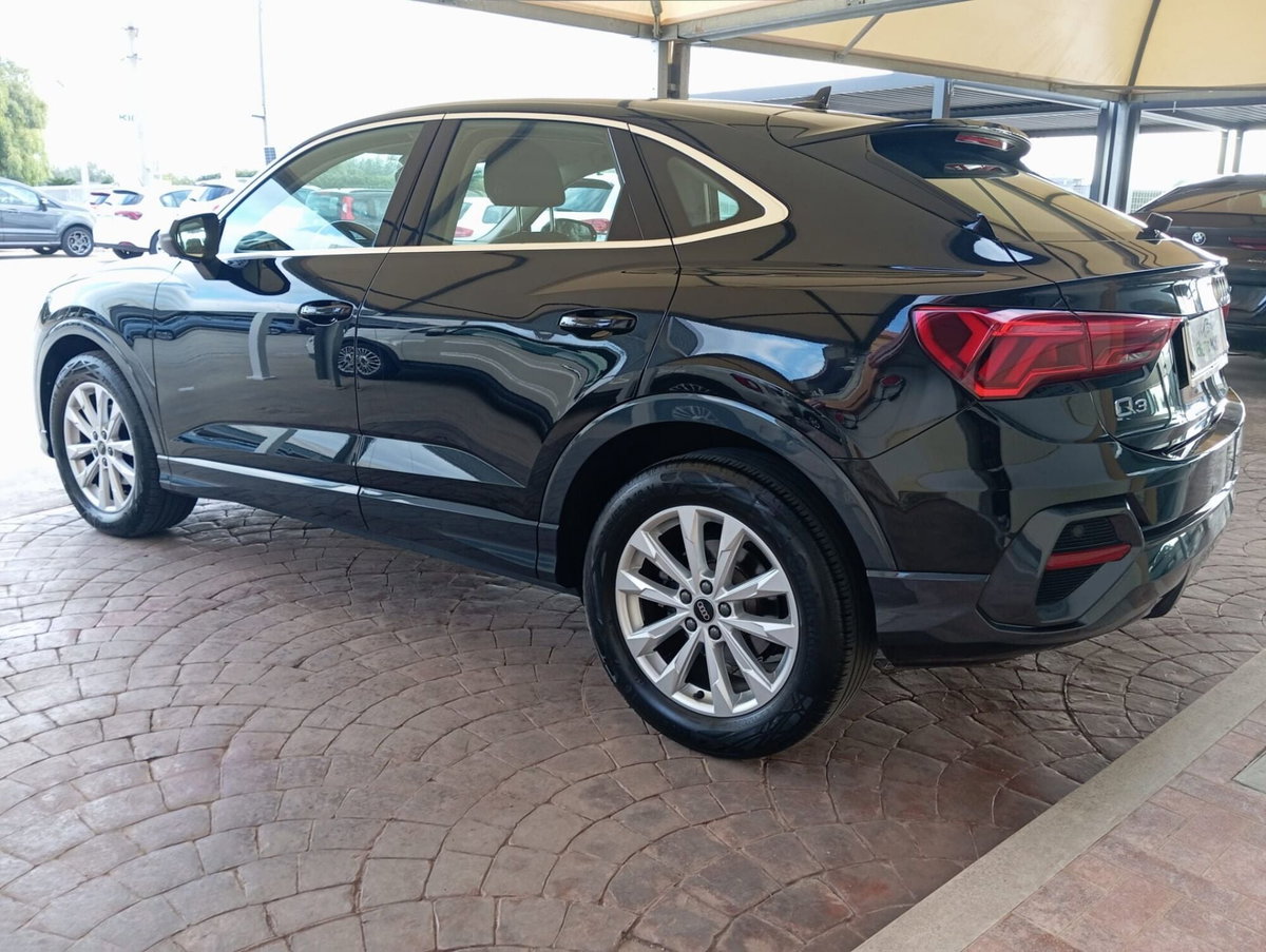 Audi Q3 Sportback 35 TDI quattro S tronic Business Plus (5)
