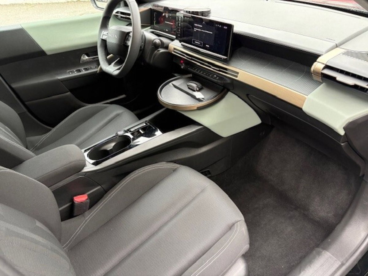 Lancia Ypsilon 1.2 mhev Edizione Cassina e-dct (16)