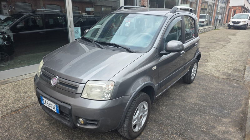 Fiat Panda 1.3 MJT 16V DPF 4x4 Climbing