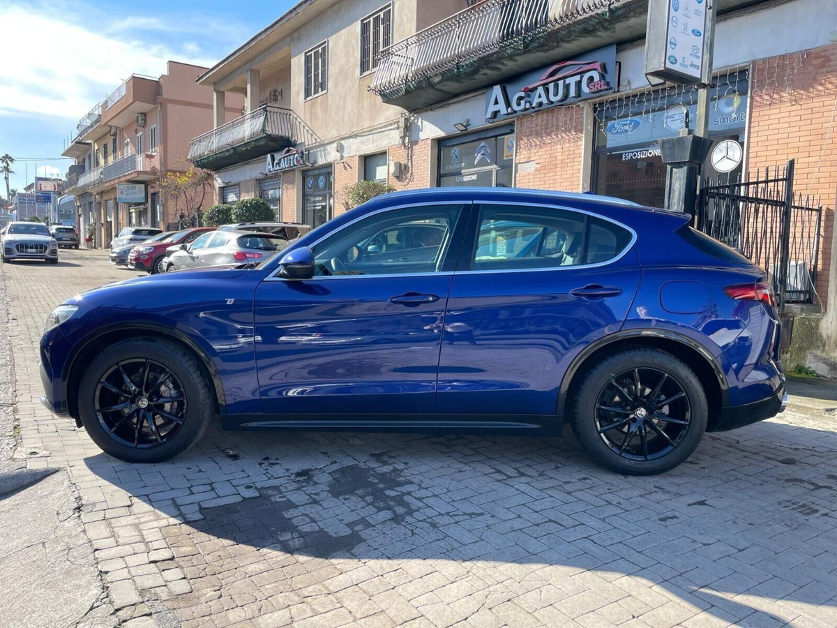 Alfa Romeo Stelvio Stelvio 2.2 Turbodiesel 190 CV AT8 Q4 Ti (4)
