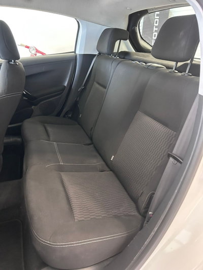 Peugeot 208 75 5 porte Allure (11)