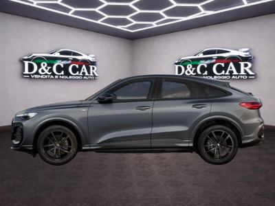 Audi Q5 Sportback 40 2.0 tdi mhev 12V Identity Black quattro s-tronic (2)