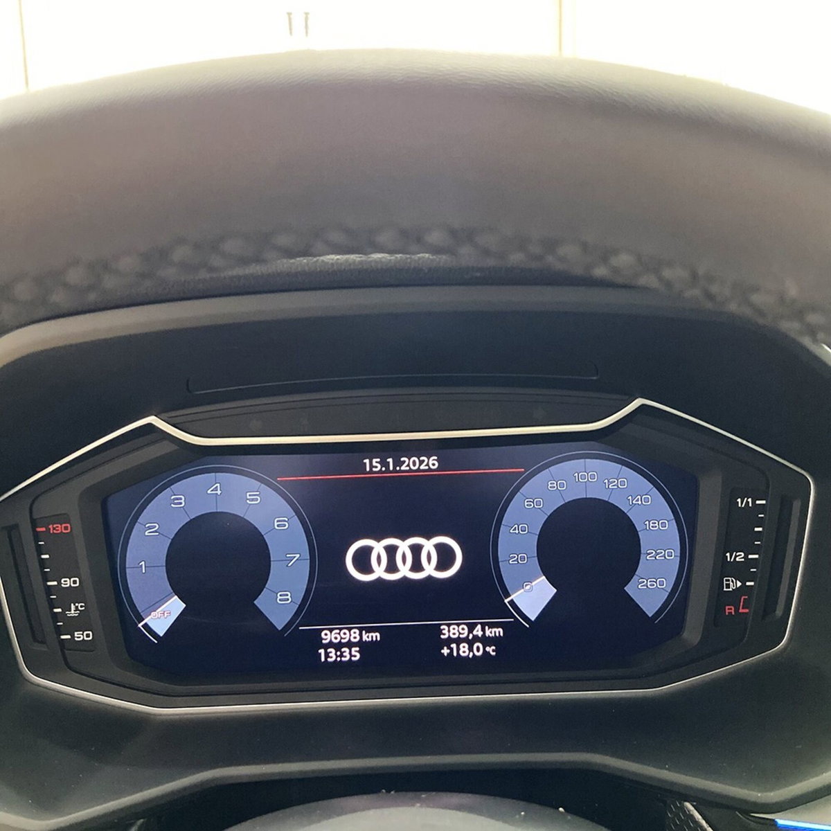 Audi A1 Sportback 30 TFSI S tronic Identity Black (7)