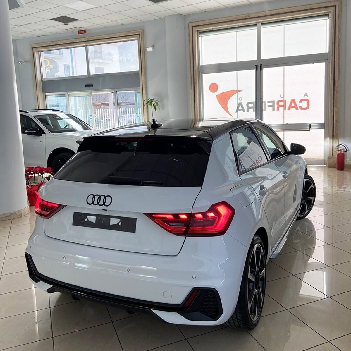 Audi A1 Sportback 30 TFSI S tronic Identity Black (5)