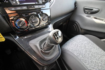 Lancia Ypsilon 1.0 FireFly 5 porte S&S Hybrid Ecochic Gold (12)
