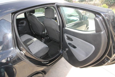 Lancia Ypsilon 1.0 FireFly 5 porte S&S Hybrid Ecochic Gold (18)