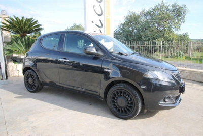 Lancia Ypsilon 1.0 FireFly 5 porte S&S Hybrid Ecochic Gold (7)