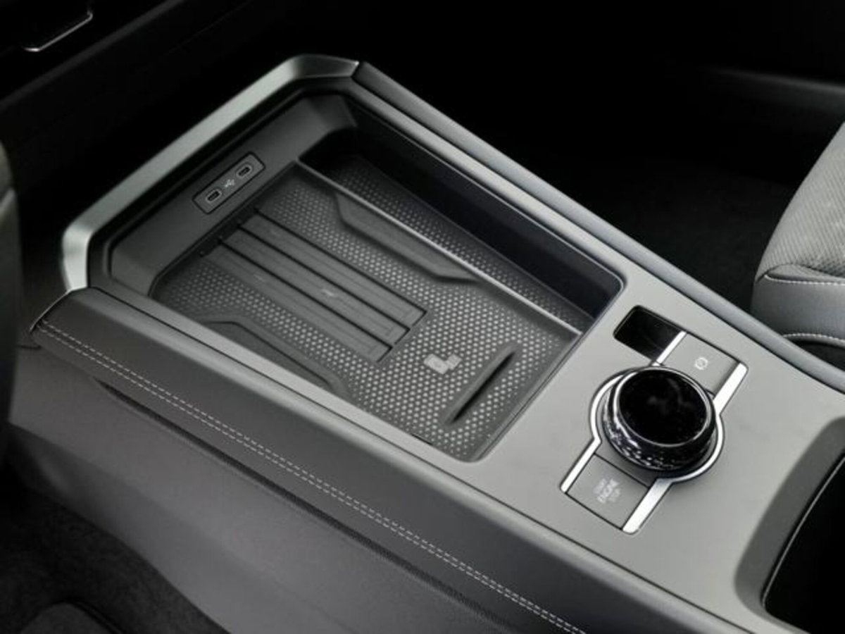 Volkswagen T-Roc 1.5 etsi R-Line 150cv dsg (11)