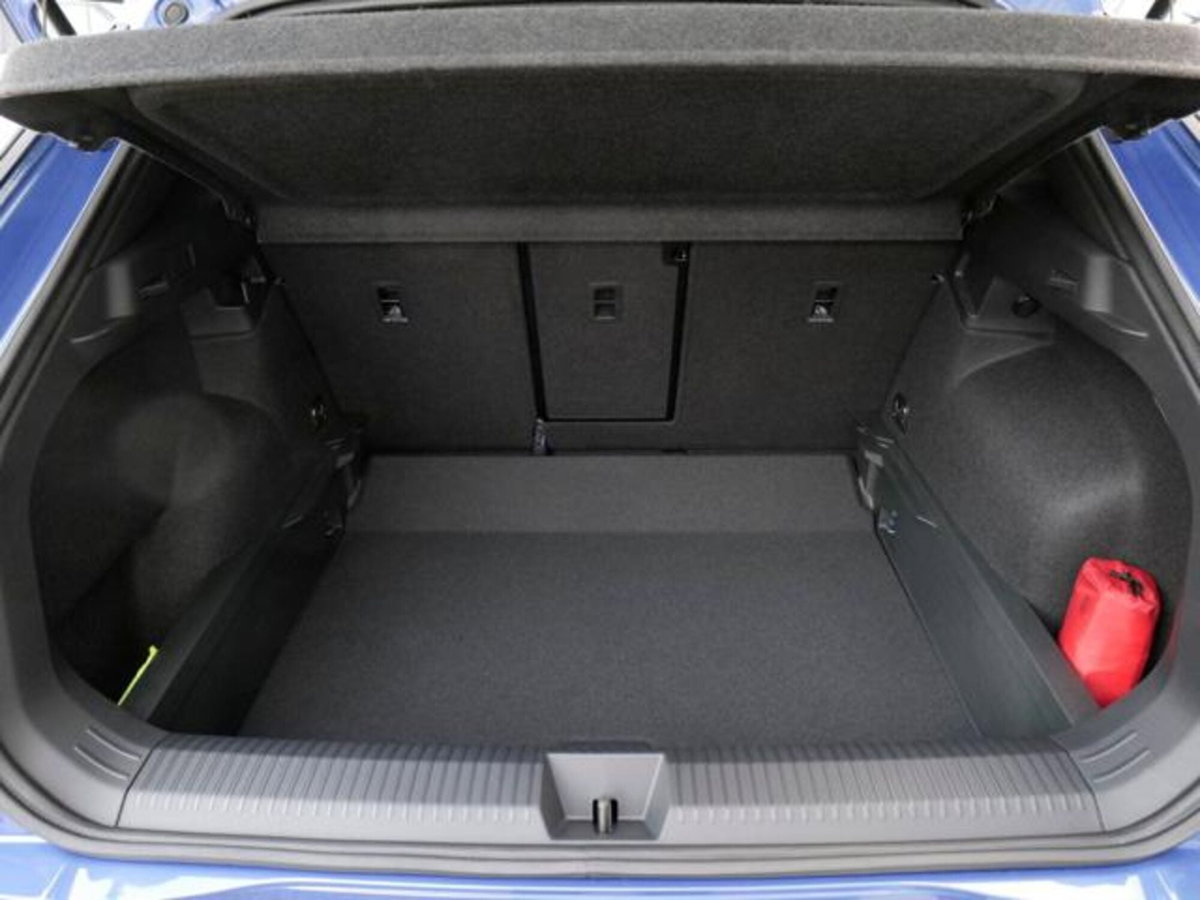 Volkswagen T-Roc 1.5 etsi R-Line 150cv dsg (8)