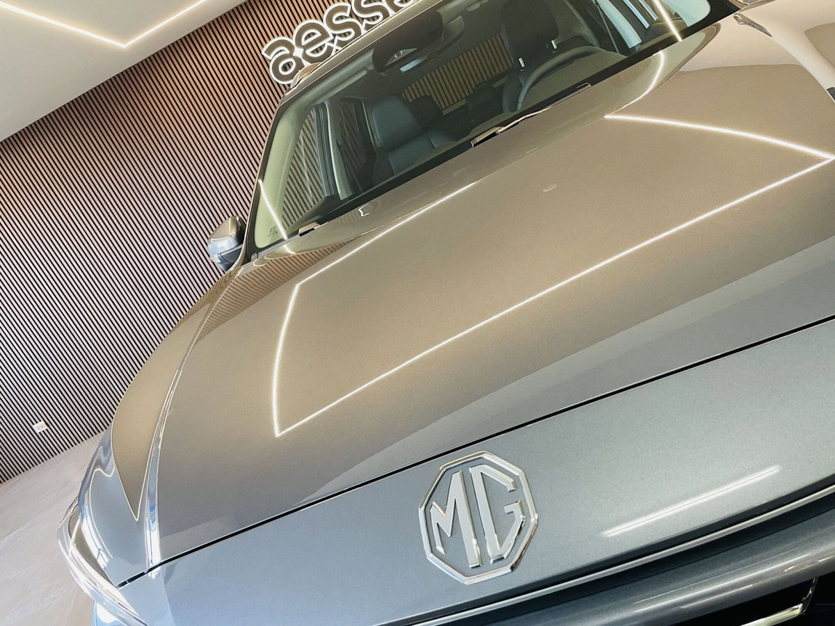 Mg ZS 1.5 hybrid+ Luxury auto (2)