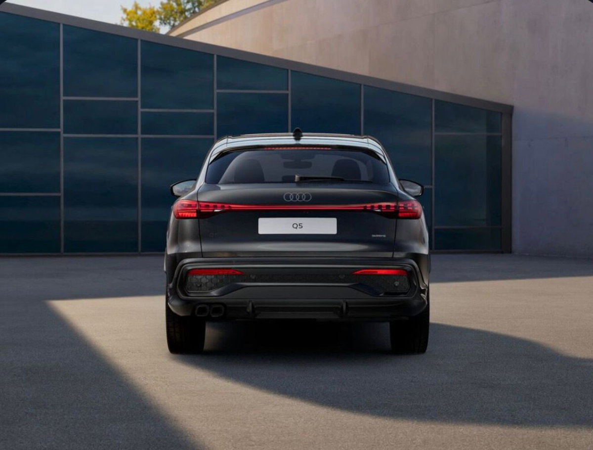 Audi Q5 Sportback 40 2.0 tdi mhev 12V S line Plus quattro s-tronic (4)