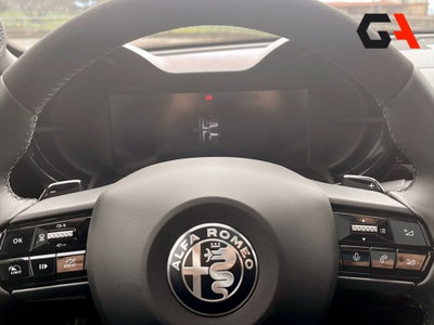 Alfa Romeo Junior 1.2 ibrida Speciale 145cv edct6 (16)