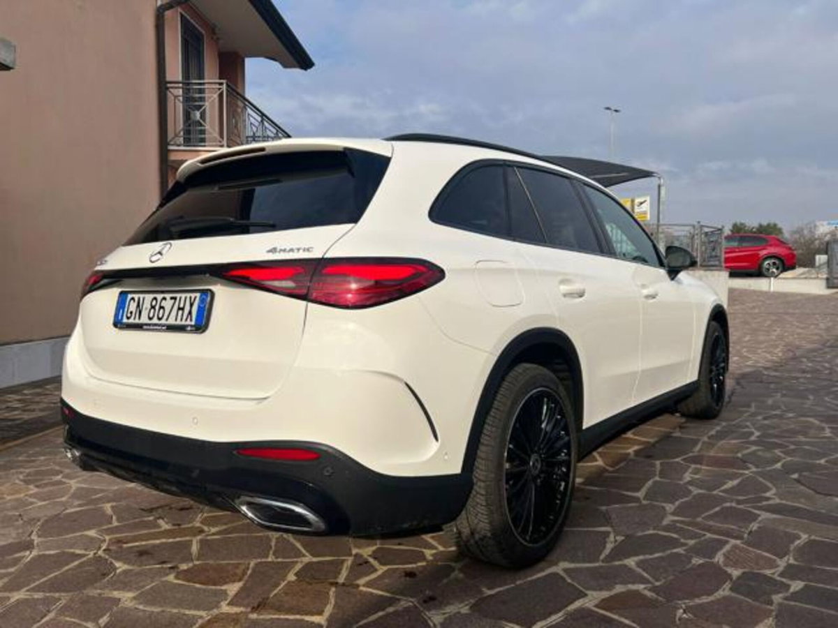 Mercedes-Benz GLC 220 d 4Matic Mild Hybrid AMG Premium Plus (3)